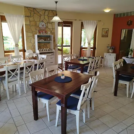 Toscanaapartmanbalatonhu Family Frend * シオーフォク