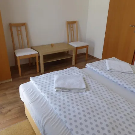 Toscanaapartmanbalatonhu Family Frend Дом отдыха *