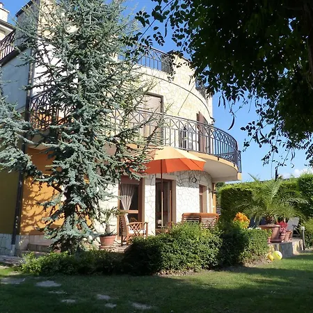 Σπίτι διακοπών Toscanaapartmanbalatonhu Family Frend *
